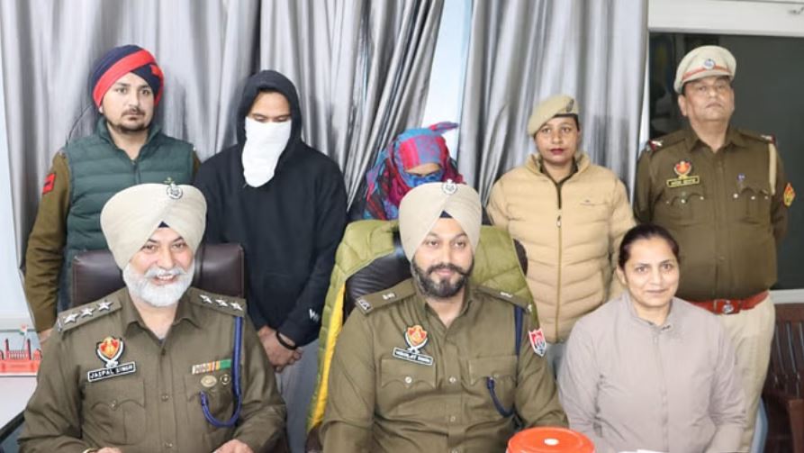 ससुर के लाखों रुपये देख डोला बहू का मन... रचा लूट का ड्रामा, ऐसे खुली पोल