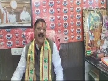विधायक को की वीडियो काॅलिंग, महिला ने बना लिया अश्लील वीडियो
