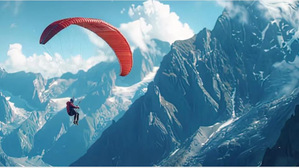 पैराग्लाइडिंग करते हुए खाई में गिरे, दो हादसों में युवक-युवती की मौत