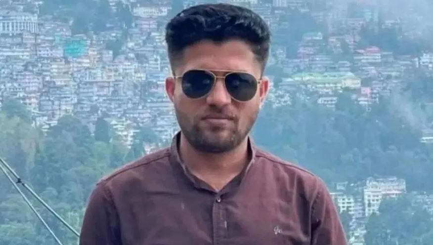 ‘अरबों सूर्य की तरह…’ मुकेश चंद्राकर के मर्डर के बाद छोटे भाई ने बताई अंतिम इच्छा