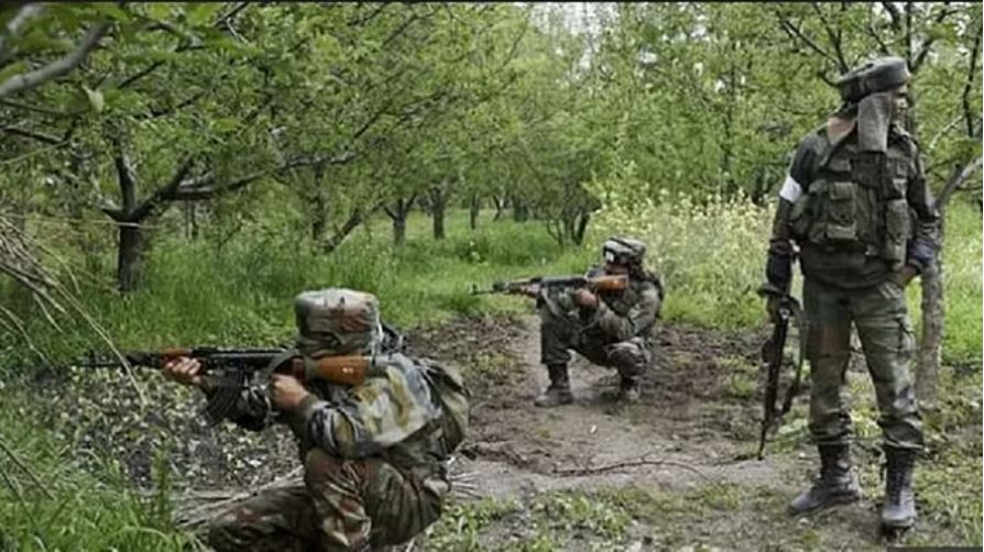 गरियाबंद में सुरक्षाबल और नक्सलियों के बीच मुठभेड़, दो माओवादी ढेर