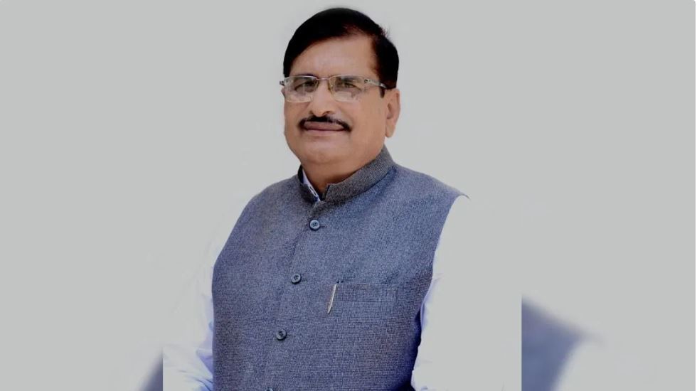 अखिलेश यादव के चाचा राजपाल सिंह यादव का निधन, सपा में शोक की लहर