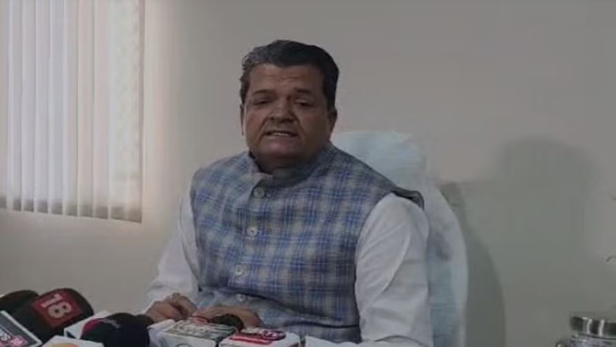 राजस्थान में एनएफएसए सूची में बड़े बदलाव की तैयारी, कार और अपना घर है तो जारी होगा नोटिस