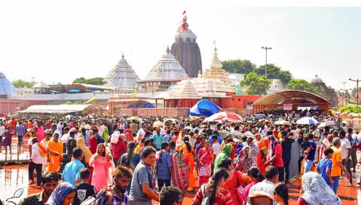 पुरी में जगन्नाथ मंदिर के ऊपर दिखा संदिग्ध ड्रोन, सुरक्षा को लेकर उठे सवाल