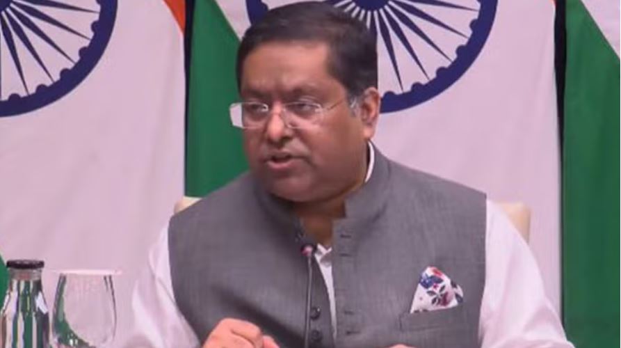 'टैरिफ के मुद्दे पर भारत अमेरिकी प्रशासन के संपर्क में', अवैध आव्रजन पर भी विदेश मंत्रालय ने दिया जवाब