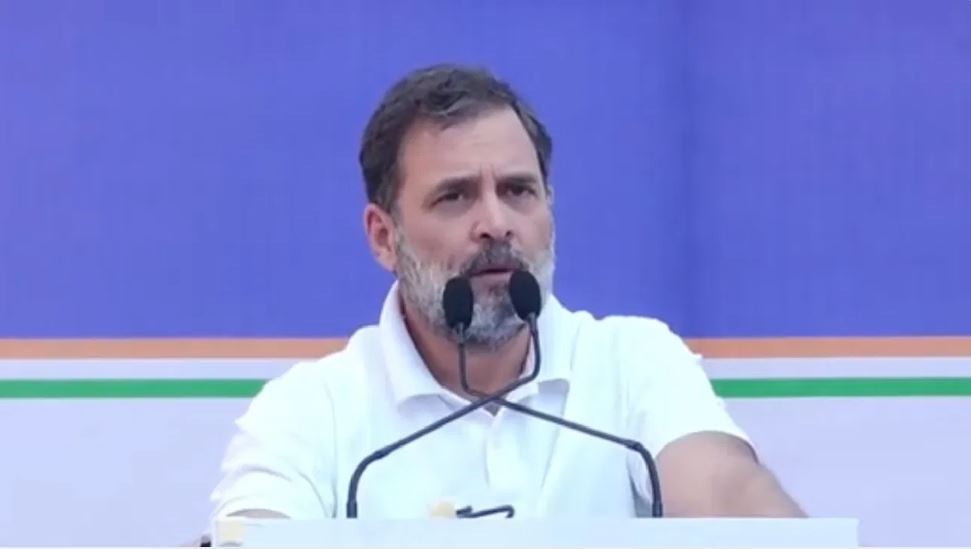 महिलाओं को ₹2500, फ्री बिजली और 25 लाख का हेल्थ इंश्योरेंस: राहुल गांधी की 5 गारंटी