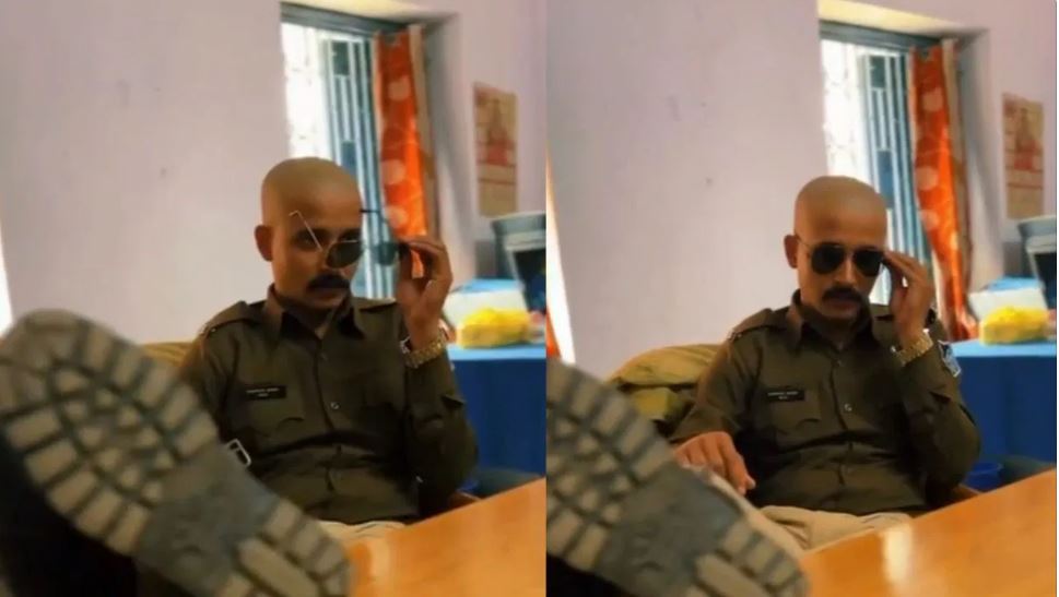 टेबल पर जूता, आंखों में काला चश्मा… उज्जैन के शेखावत साहब का रौब