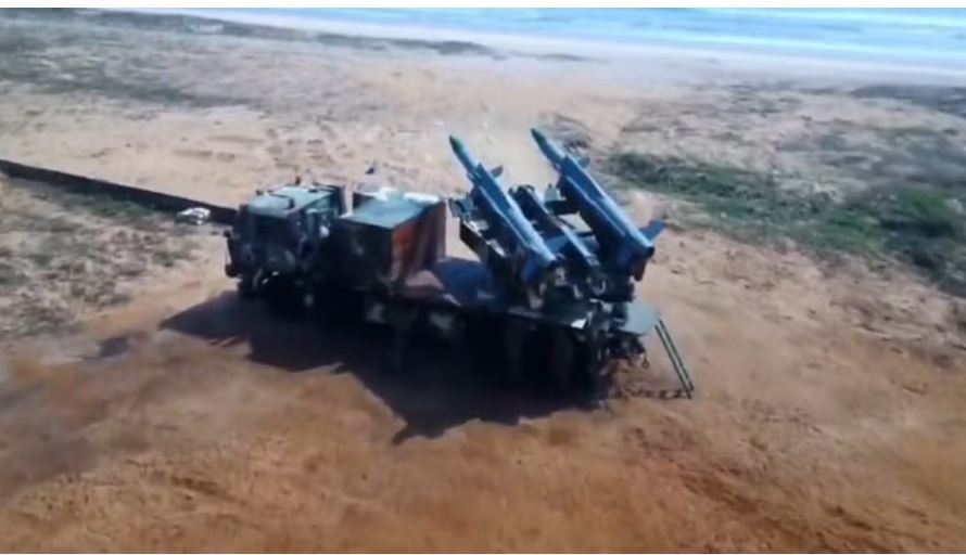 सेना ने किया 'आकाश मिसाइल' का सफल परीक्षण, एक साथ चार निशानों को भेदने की है क्षमता