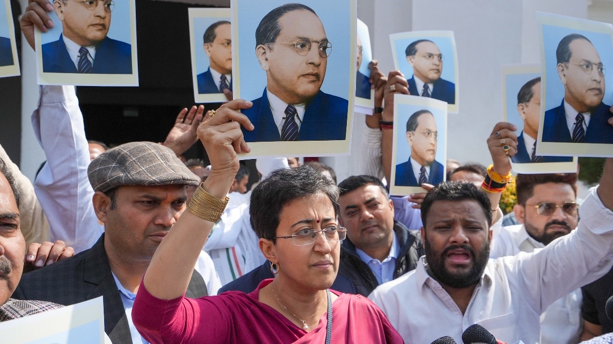 दिल्ली विधानसभा स्पीकर ने विपक्ष के 21 विधायकों को 3 दिन के लिए किया सस्पेंड