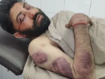 जियो मैनेजर को बंधक बनाकर बेरहमी से पीटा