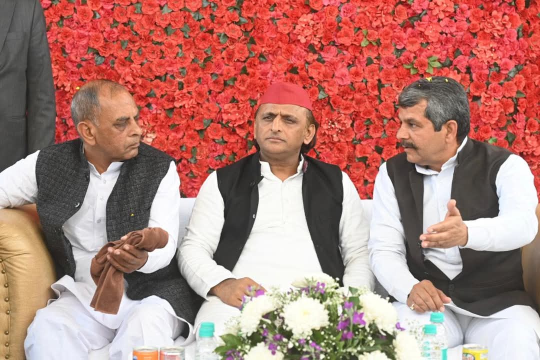कुंभ में 144 साल का दावा झूठा, सरकार ने इसे इवेंट बनाकर पैसा कमाया: अखिलेश