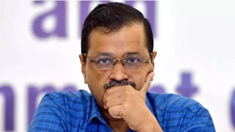 दिल्ली में नॉन ऑफिशियल स्टाफ पर गिर सकती है गाज, मुख्य सचिव ने जारी किया नोटिस