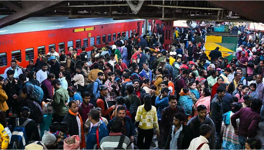 नई दिल्ली रेलवे स्टेशन पर प्लेटफॉर्म टिकटों की काउंटर से बिक्री बंद
