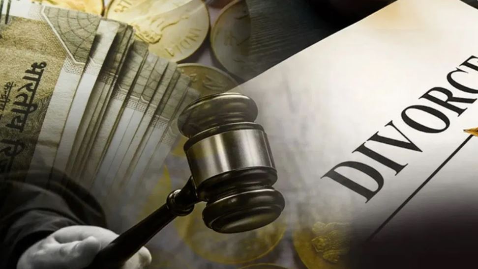 शादी के 7 महीने बाद पत्नी ने बिना वजह छोड़ा पति का घर और कर दिया केस