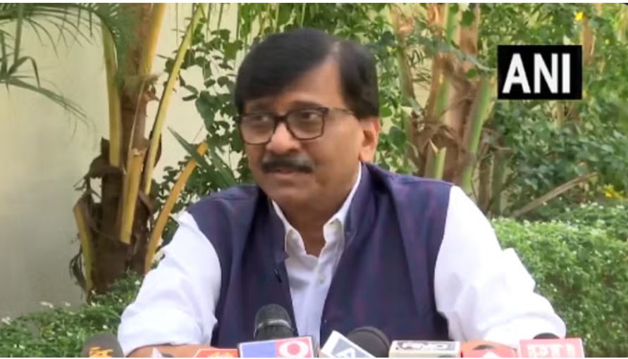 दिल्ली के नतीजों के बाद संजय राउत की आप और कांग्रेस को नसीहत