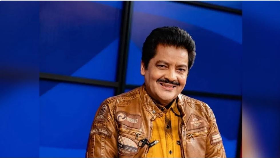सिंगर उदित नारायण की बढ़ सकती हैं मुश्किलें, मानवाधिकार आयोग में हुई शिकायत