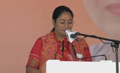रेखा गुप्ता बनीं दिल्ली की मुख्यमंत्री; प्रवेश, सिरसा, कपिल मिश्रा समेत छह नेता बने मंत्री