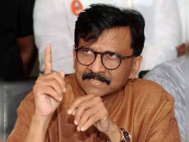 कांग्रेस जॉइन करने वाले हैं संजय राउत, उद्धव ठाकरे नहीं कर पा रहे मदद: नितेश राणे