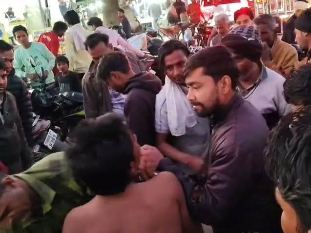 चोरी के शक में युवक की पिटाई, पुलिस ने शुरू की जांच