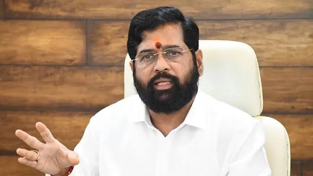 एकनाथ शिंदे की कार को बम से उड़ाने की धमकी मामले में बुलढाणा से दो गिरफ्तार