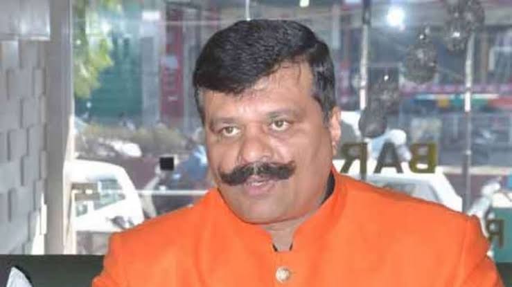 पूर्व विधायक चैंपियन की सात दिन की न्यायिक हिरासत और बढ़ी