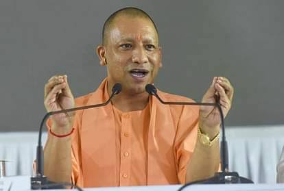 'जॉब क्रिएटर बनें युवा, यूपी में अपार संभावनाएं'- सीएम योगी