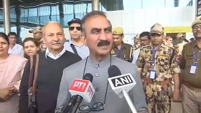 'हम सौभाग्यशाली हैं, कुंभ स्नान करने आए हैं', बोले हिमाचल के सीएम सुक्खू