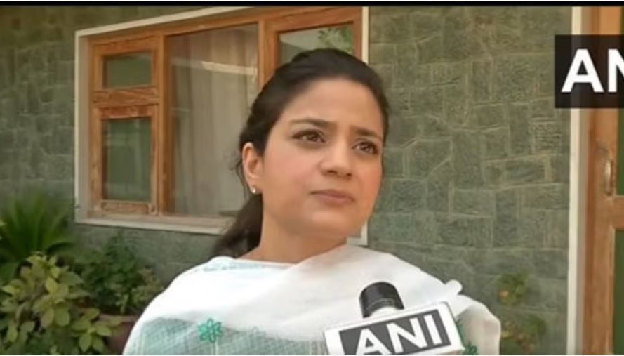 जम्मू-कश्मीर में मौत पर सियासत गरमाई, इल्तिजा ने कहा- हमे घर में नजरबंद किया गया