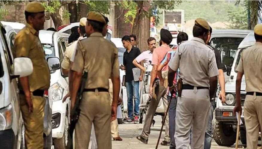 गुजरात में ‘बेटी बचाओ’ पर भाषण देकर जिस छात्रा ने जीता था अवॉर्ड, उसी की लूट ली इज्जत