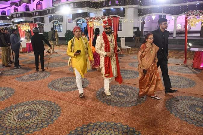 लखनऊ: मैरिज हॉल में घुसा तेंदुआ... मची चीख-पुकार, हमले में दरोगा मुकद्दर अली घायल