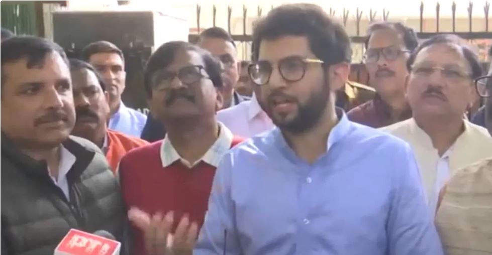 ऑपरेशन टाइगर के बीच आदित्य ठाकरे की नेताओं को नसीहत