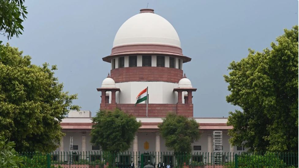 मेरे बिना मामले को टालने की हुई मांग… वकील हरीश साल्वे ने सुप्रीम कोर्ट को दी सूचना