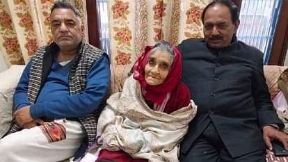 पर्यावरणविद सुंदर लाल बहुगुणा की पत्नी का निधन