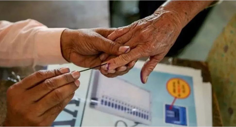 मिल्कीपुर विधानसभा उपचुनाव में रिकॉर्ड 65.25% वोटिंग, 8 को रिजल्ट