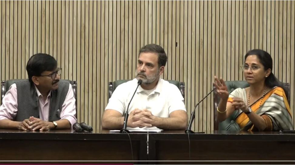 वोटर बढ़ाकर महाराष्ट्र चुनाव में धांधली... राहुल गांधी का ईसी पर आरोप