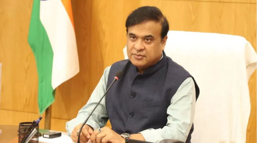 असम में अब नहीं मिलेगा नमाज ब्रेक… 90 वर्षों से चली आ रही परंपरा खत्म