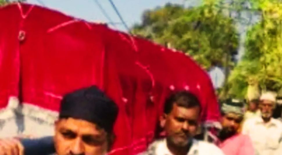 हिंदू महिला का जनाजा… मुस्लिम रिवाज से अंतिम संस्कार, हैरान कर देगी वजह