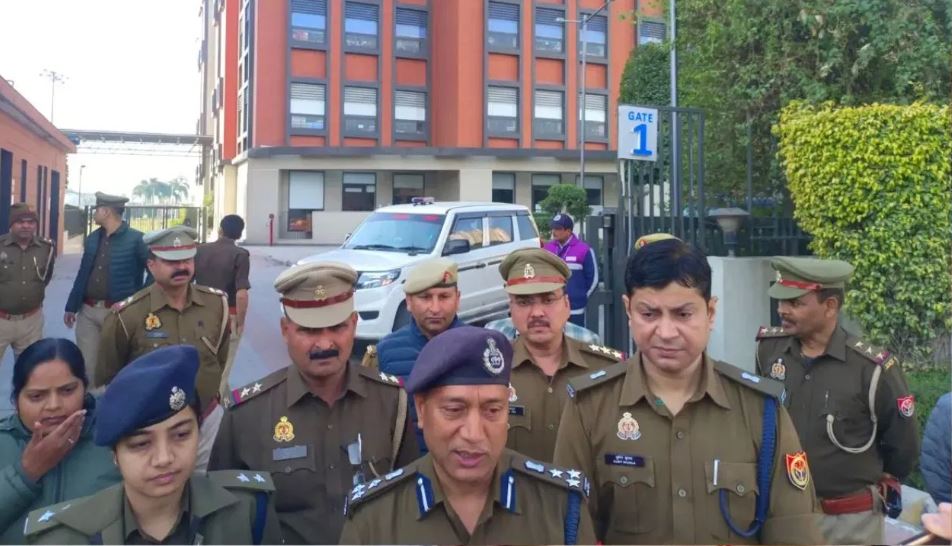 नोएडा: छुट्टी चाहिए थी…छात्र ने भेजा स्कूलों में बम होने का ईमेल
