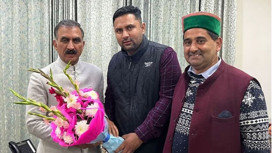 हिमाचल युवा कांग्रेस अध्यक्ष छतर सिंह ठाकुर ने संभाला कार्यभार, सीएम भी रहे मौजूद