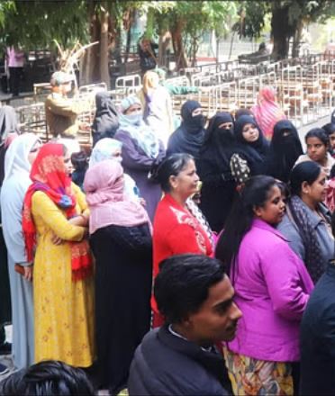 दिल्ली विस चुनाव: मुस्लिम बाहुल्य व आरक्षित सीटों पर कम मतदान से बढ़ीं धड़कनें