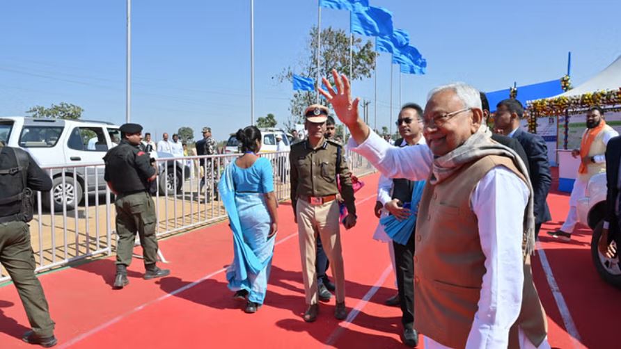 गया: प्रगति यात्रा के दौरान नीतीश कुमार के सामने लगे लालू यादव जिंदाबाद के नारे