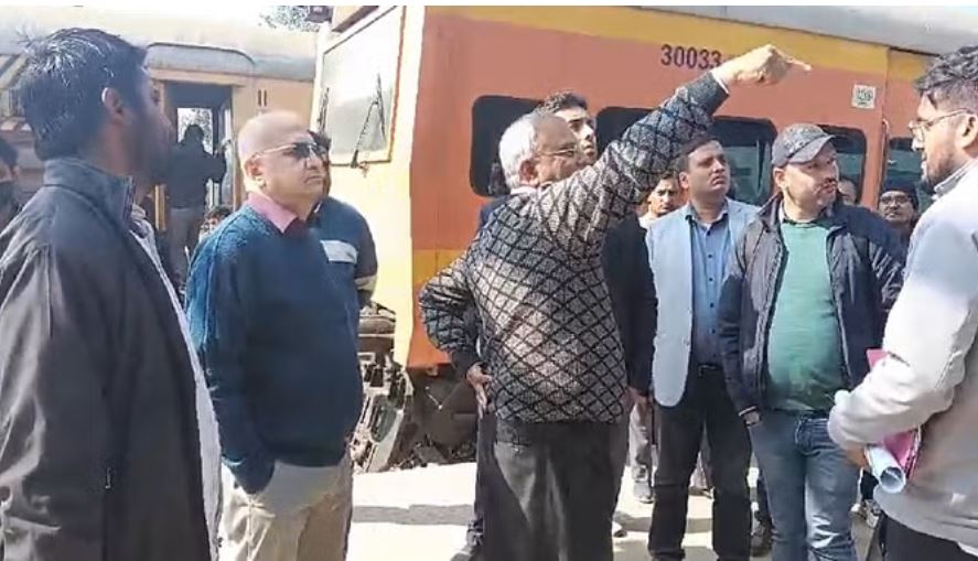 अमृत भारत स्टेशन योजना: जींद शेड के पिल्लरों की दूरी मिली कम-ज्यादा