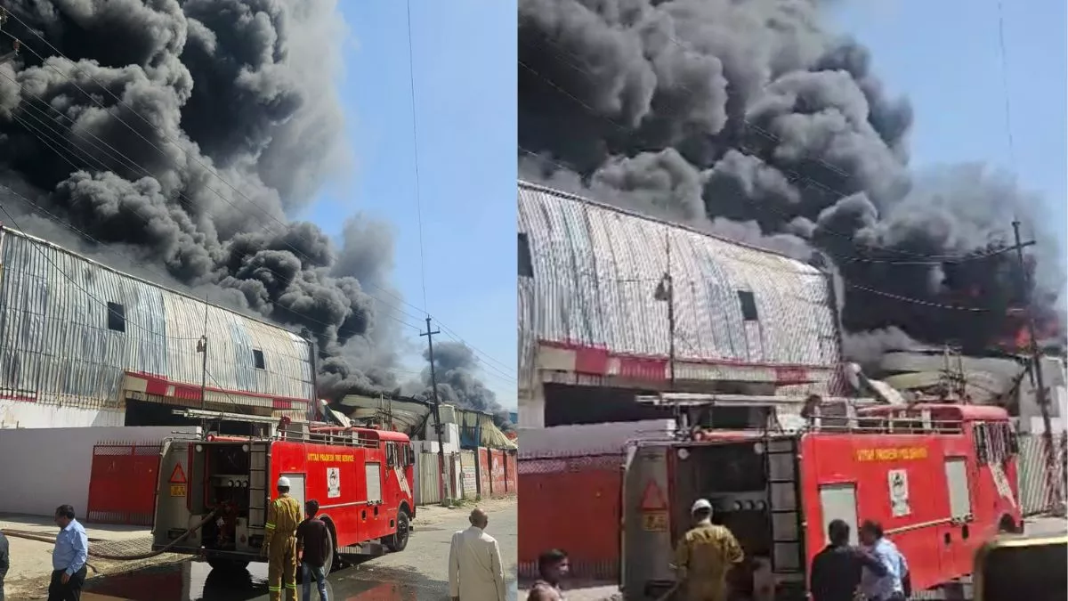 ग्रेटर नोएडा की कूलर बनाने वाली फैक्ट्री में लगी भीषण आग