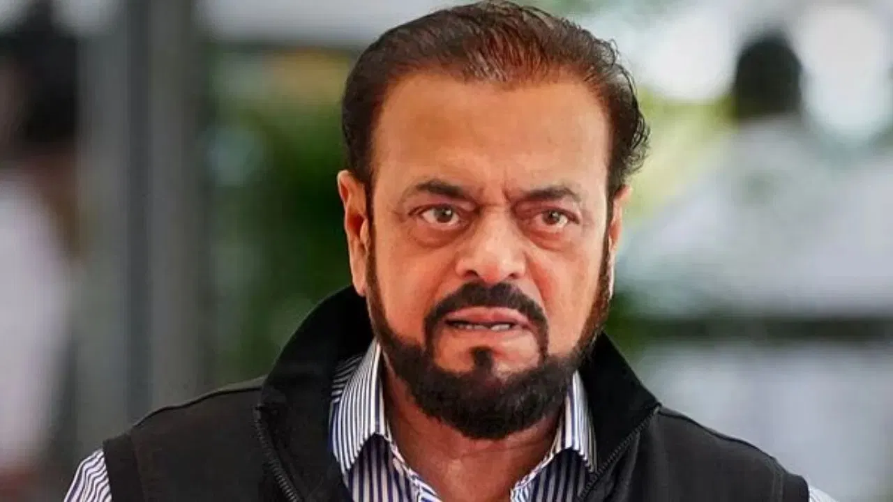 गैर-जिम्मेदाराना टिप्पणी भड़का सकता है दंगा... आजमी को कोर्ट की फटकार