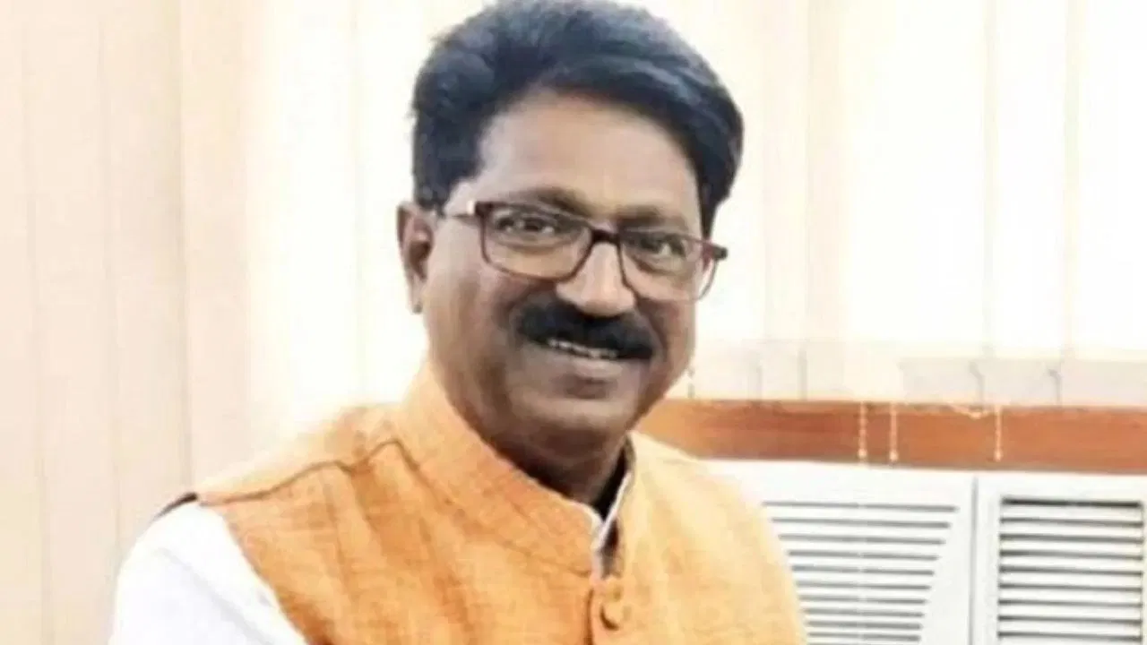 सरकार की मंशा सही नहीं…वक्फ बिल पर बोले शिवसेना यूबीटी के सांसद