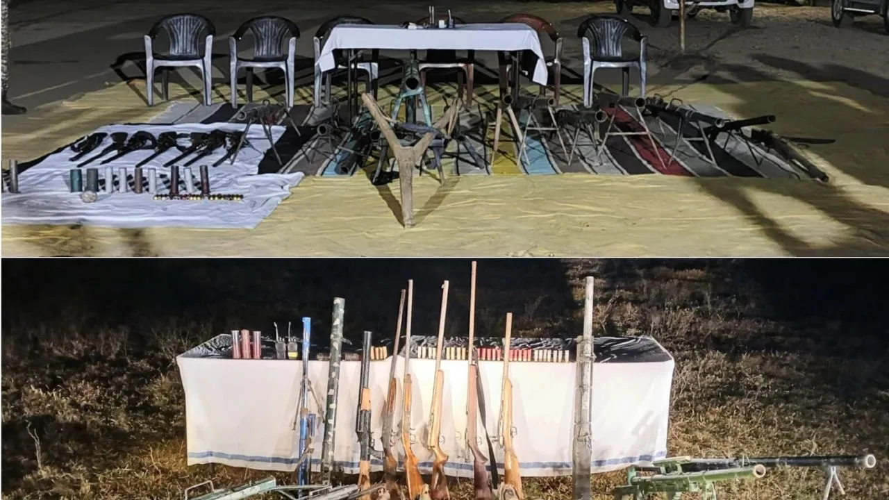 मणिपुर के 5 जिलों से हथियारों का सरेंडर, पुलिस को सौंपी गईं गोला-बारूद और बंदूकें