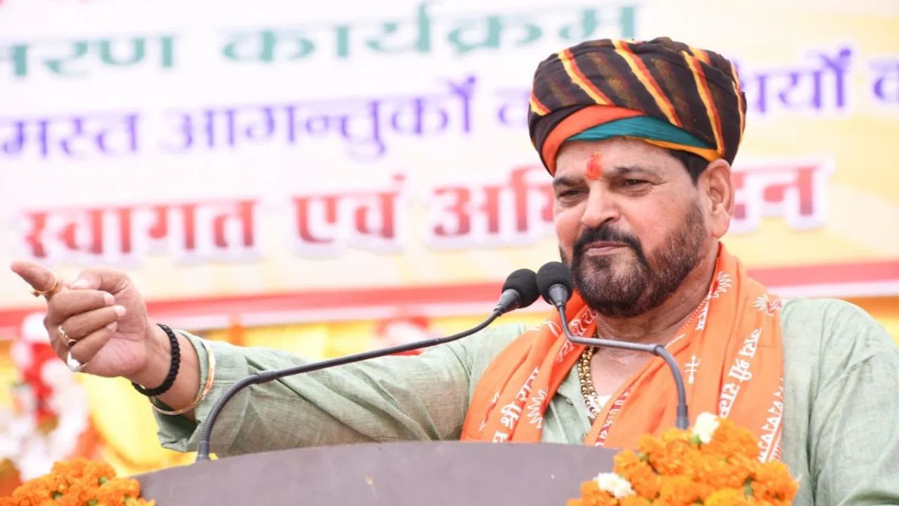 सपा को भुगतना पड़ेगा खामियाजा…. राणा सांगा विवाद पर बोले बृजभूषण शरण सिंह