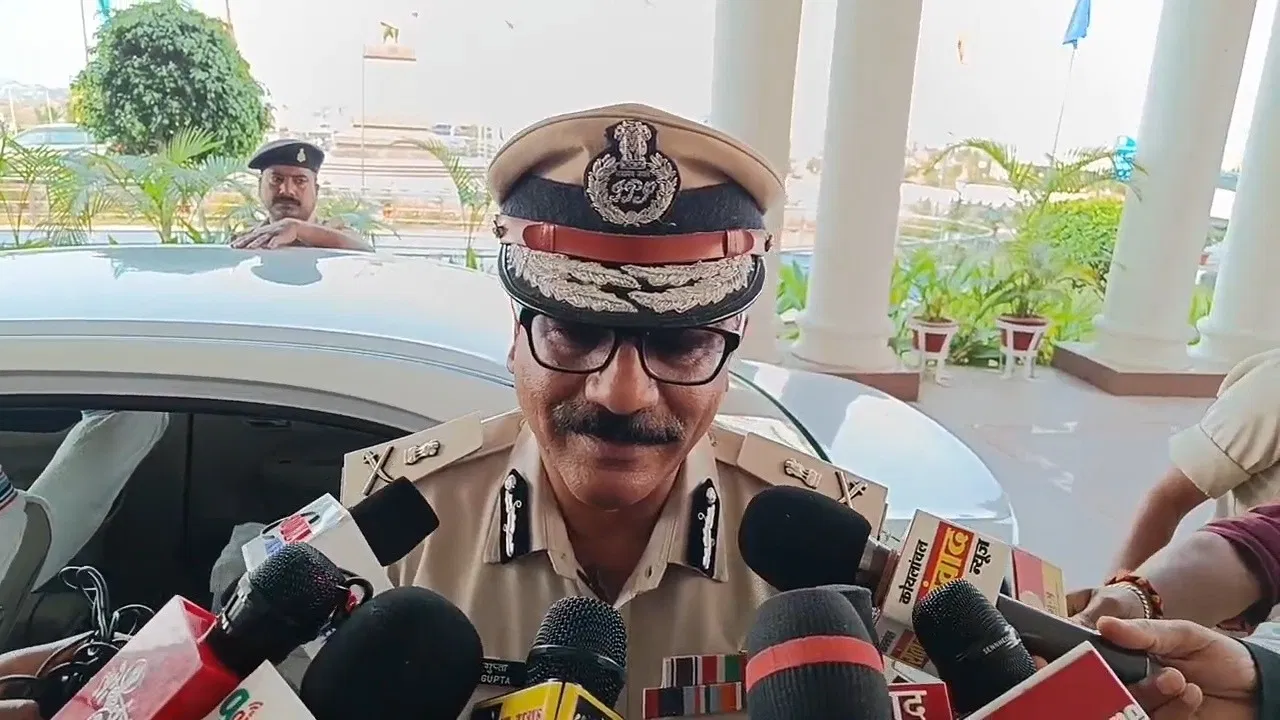 बीजेपी विधायक ने डीजीपी को कहा ‘बेशर्म’, इरफान बोले- जुबान पर रखें काबू