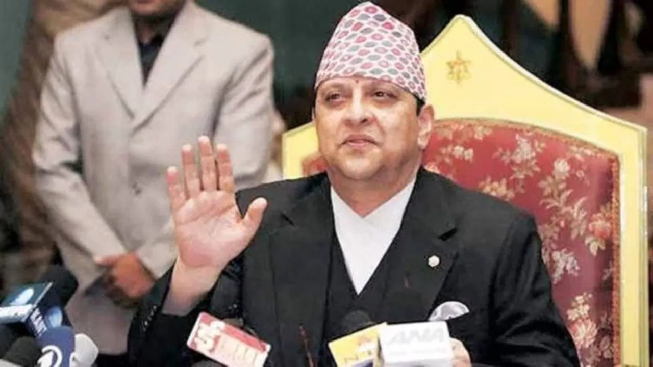 अब पासपोर्ट भी जब्त, पूर्व राजा ज्ञानेंद्र शाह के खिलाफ नेपाल की कम्युनिस्ट सरकार सख्त