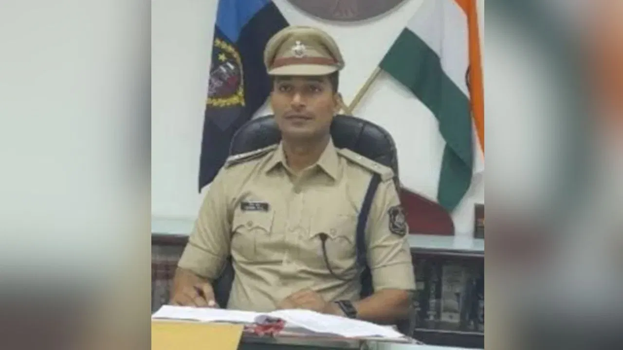 गुजरात में आईपीएस के घर सेबी ने मारा छापा, शेयर के जाल में फंस गए साहब